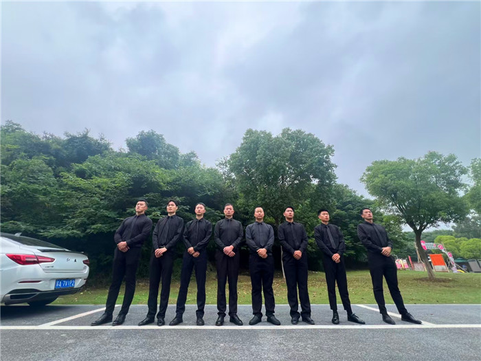 �Ͼ�������˾���V�������ˆT�Ļ����l��